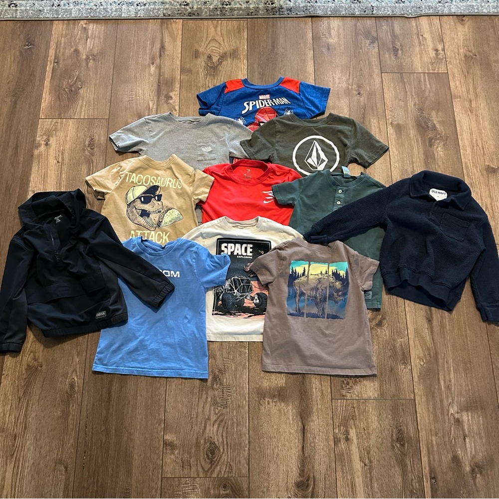 Bundle of boys clothes size 4t